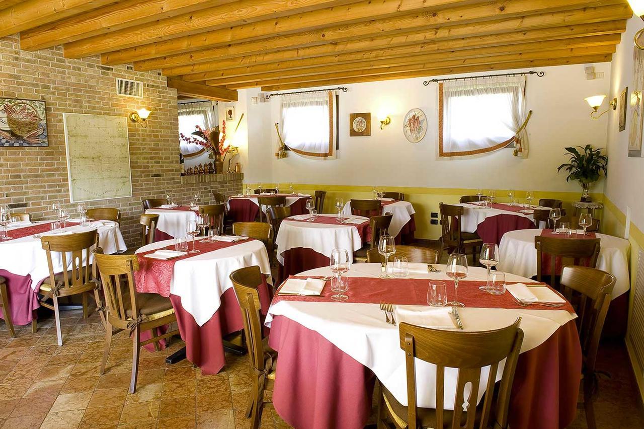 Osteria Alla Pasina Dosson 외부 사진